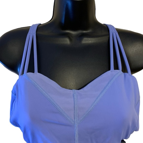 Lululemon Top Like New Condition. No pads - Picture 2 of 12